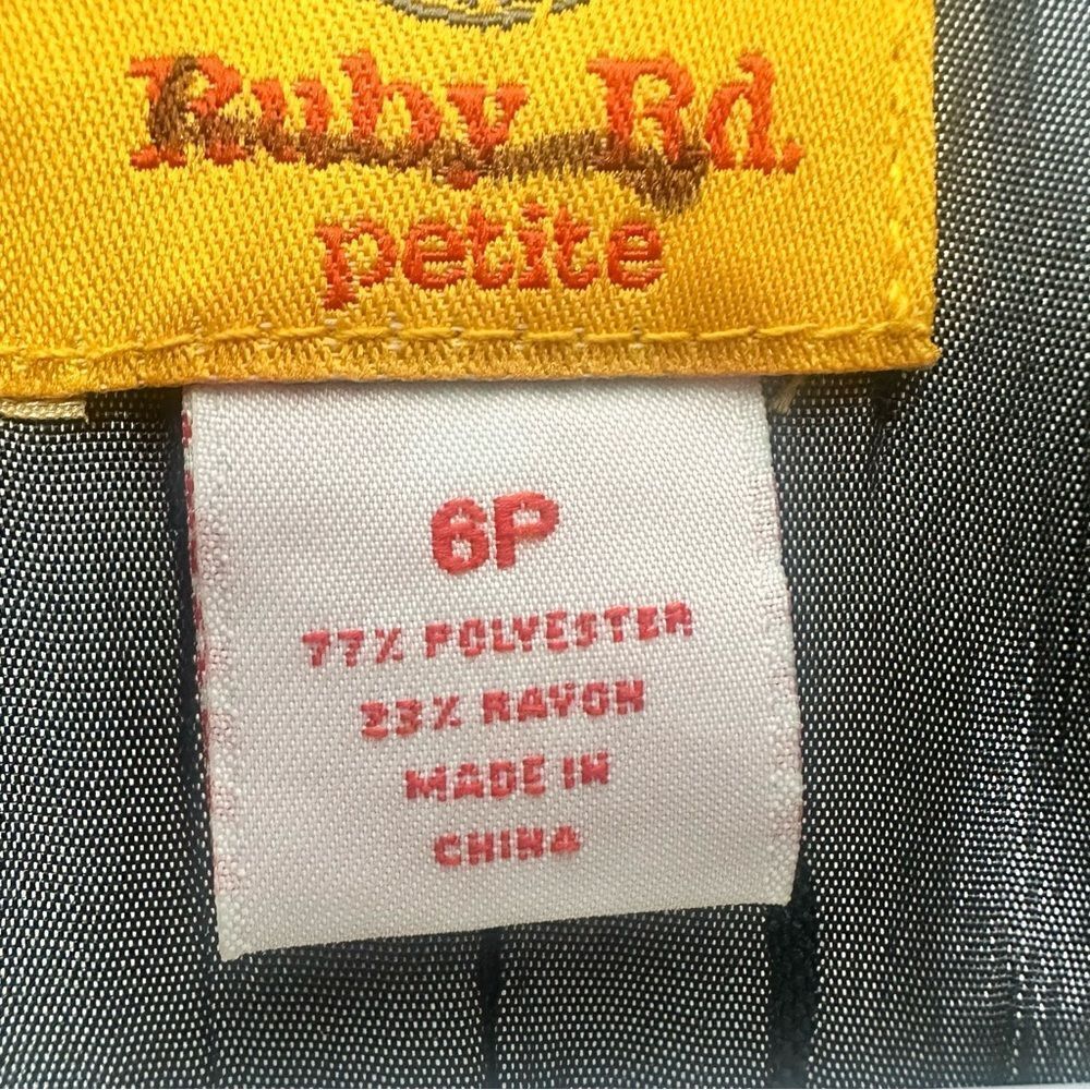 Ruby Rd size 6‎ petite jacket - Picture 3 of 3